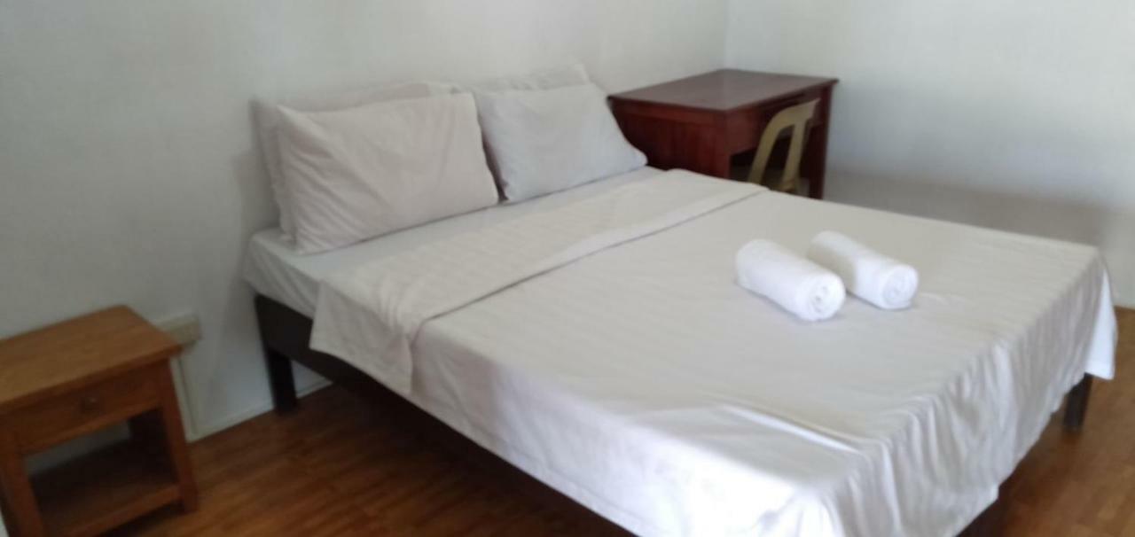 Happy Ripples Beach Resort Mabilao Exterior foto